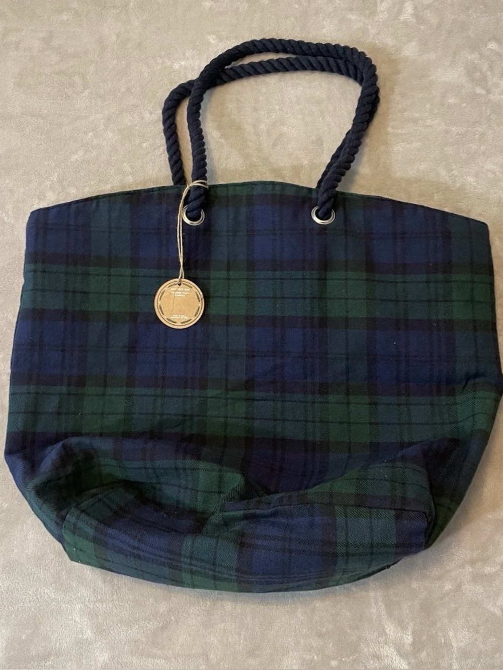 Aspen Tote Blackwatch Plaid
NWT Reusable Perfect For Christmas Gifting